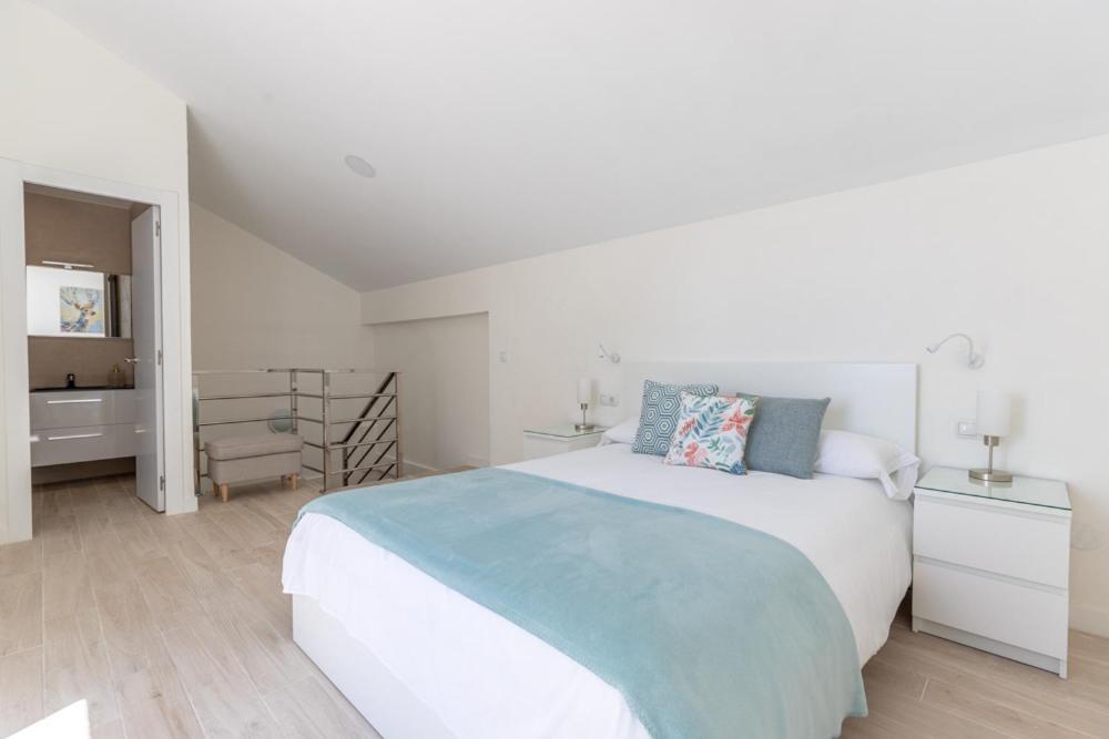 Duplex Tejon & Private Terrace By Ele Apartments Malaga Bagian luar foto