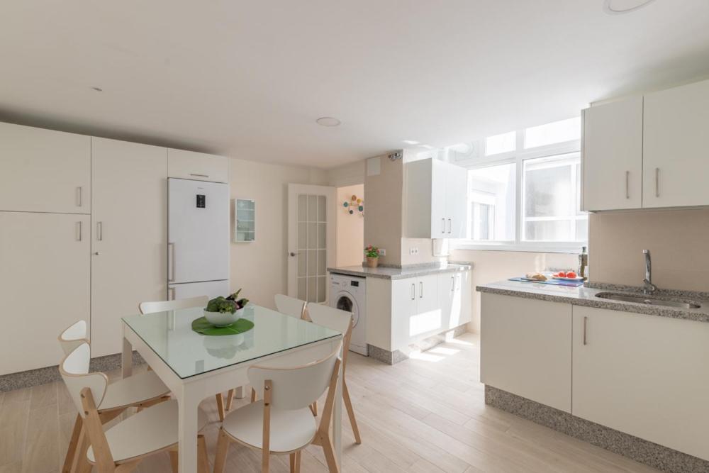 Duplex Tejon & Private Terrace By Ele Apartments Malaga Bagian luar foto